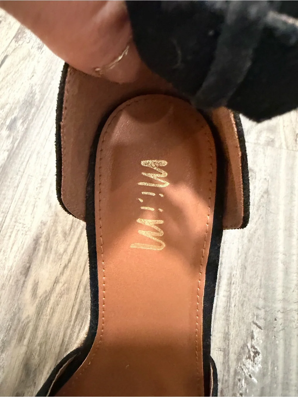 Miim stylish black